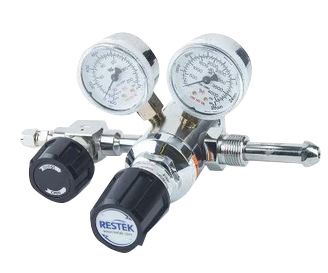 Regler, Messing zweistufig, ultrahochreines Inertgas, CGA 580