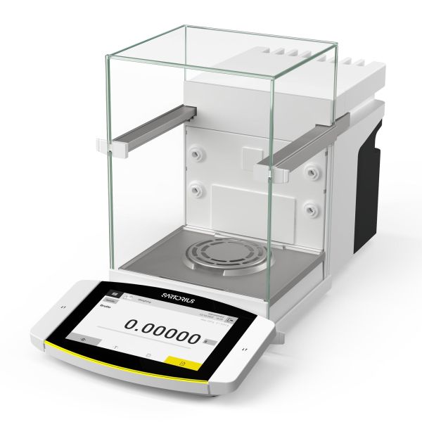 Cubis® II MCA225S-3S00-D QP99 HWL, 220 g : 0.01 mg, automatic glass draft shield, activated ionizer, all-inclusive QApp-Package QP99